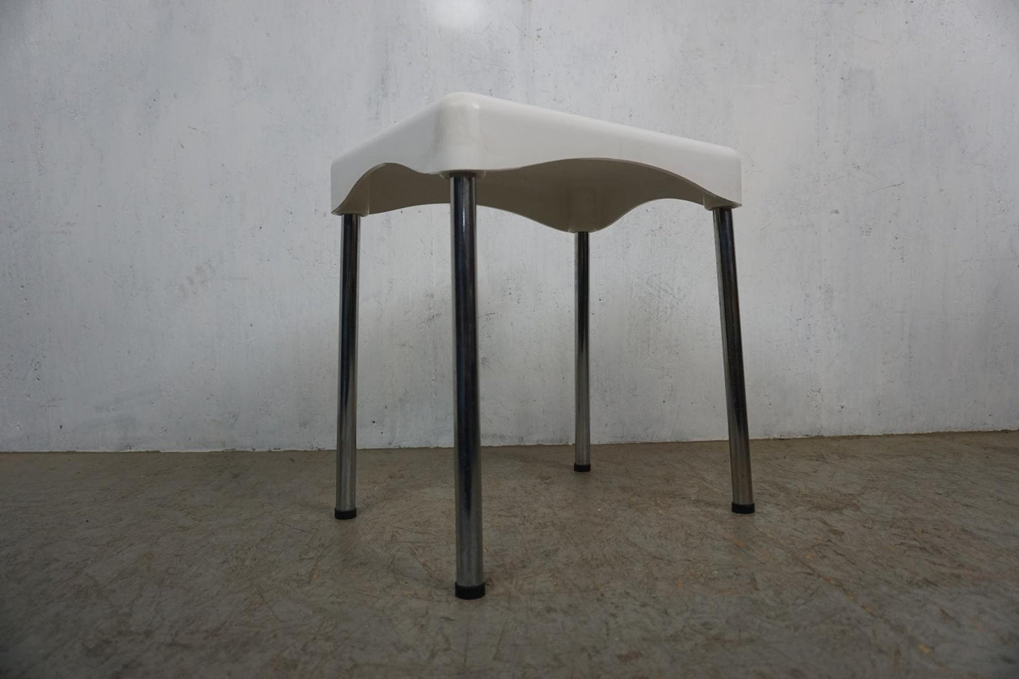 Italienischer Hocker von Brevetti CM Torino Modell Marmore.