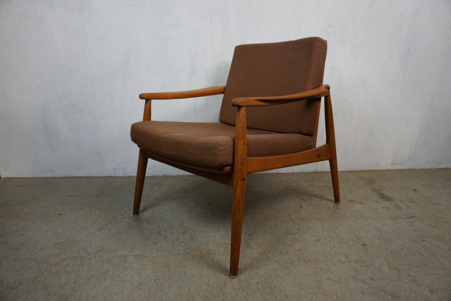 Filigraner Teakholz Sessel im Danish Modern Design